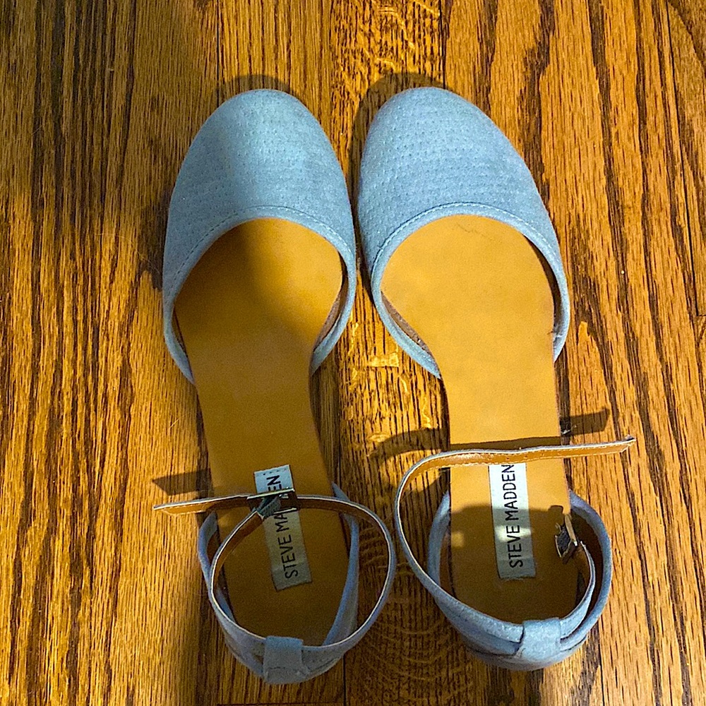 Steve Madden grey flats worn twice women size 9